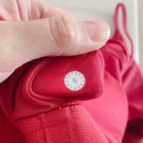 Lululemon - Picture 4 of 4